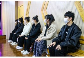 暴插网站"北音附中高三表演专业阶段性考试"